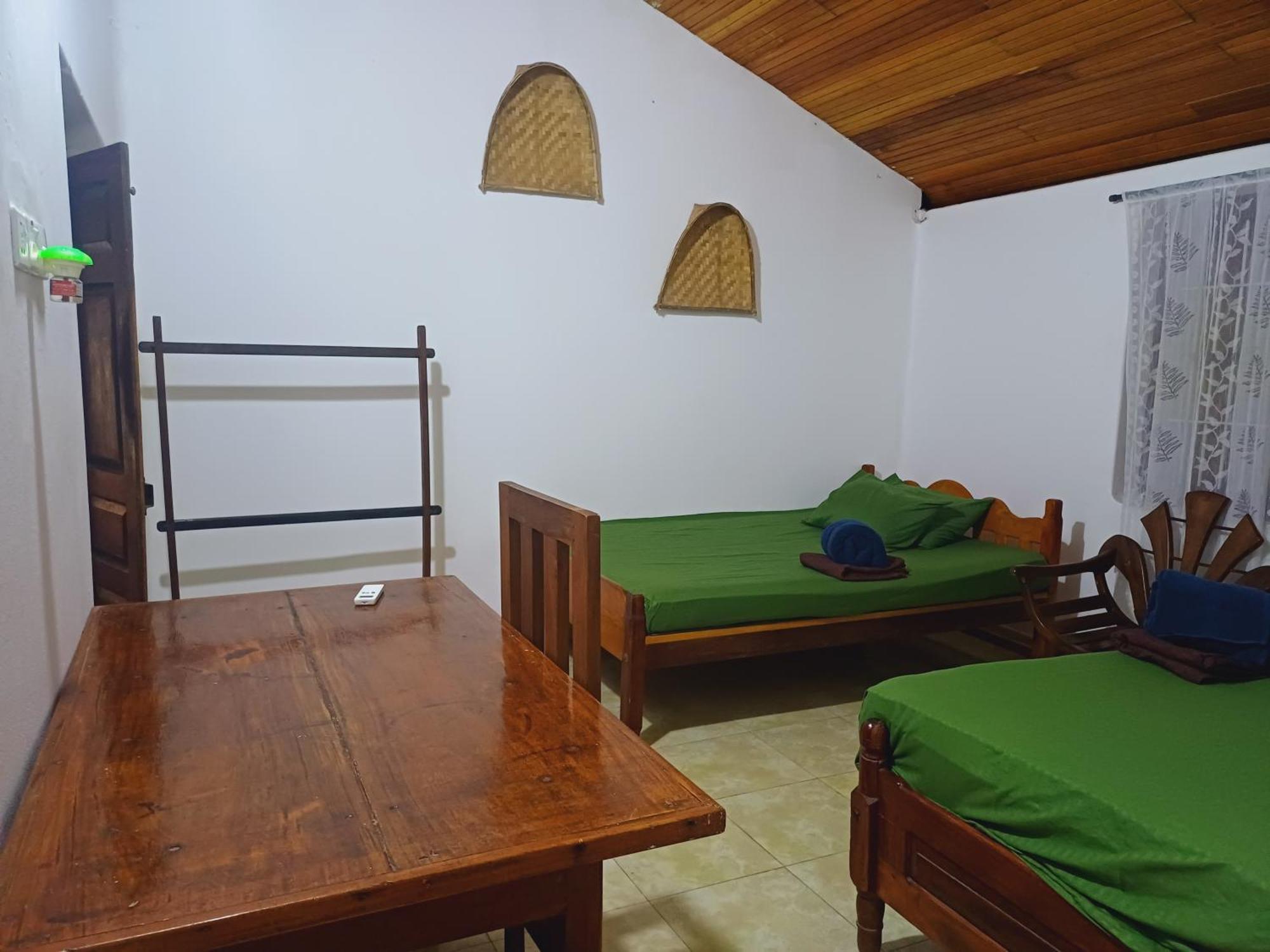 Malabar Home Stay Jaffna Bilik gambar